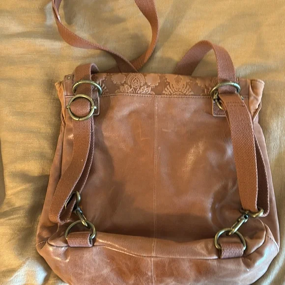 Convertible backpack shoulder strap bag/purse - Picture 2 of 5